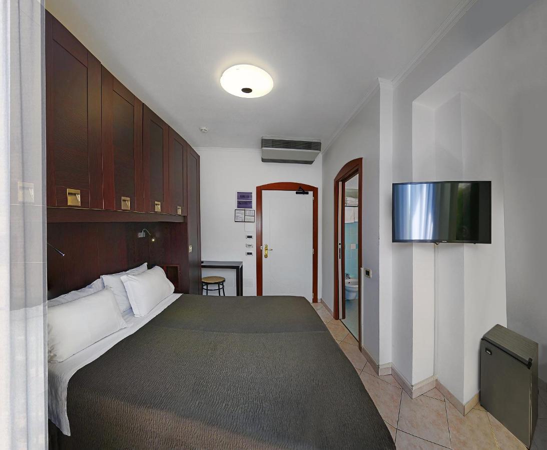 Hotel Venus กาบิชเชมาเร ภายนอก รูปภาพ