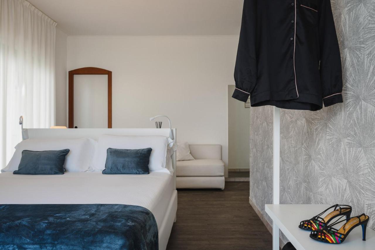 Hotel Venus กาบิชเชมาเร ภายนอก รูปภาพ