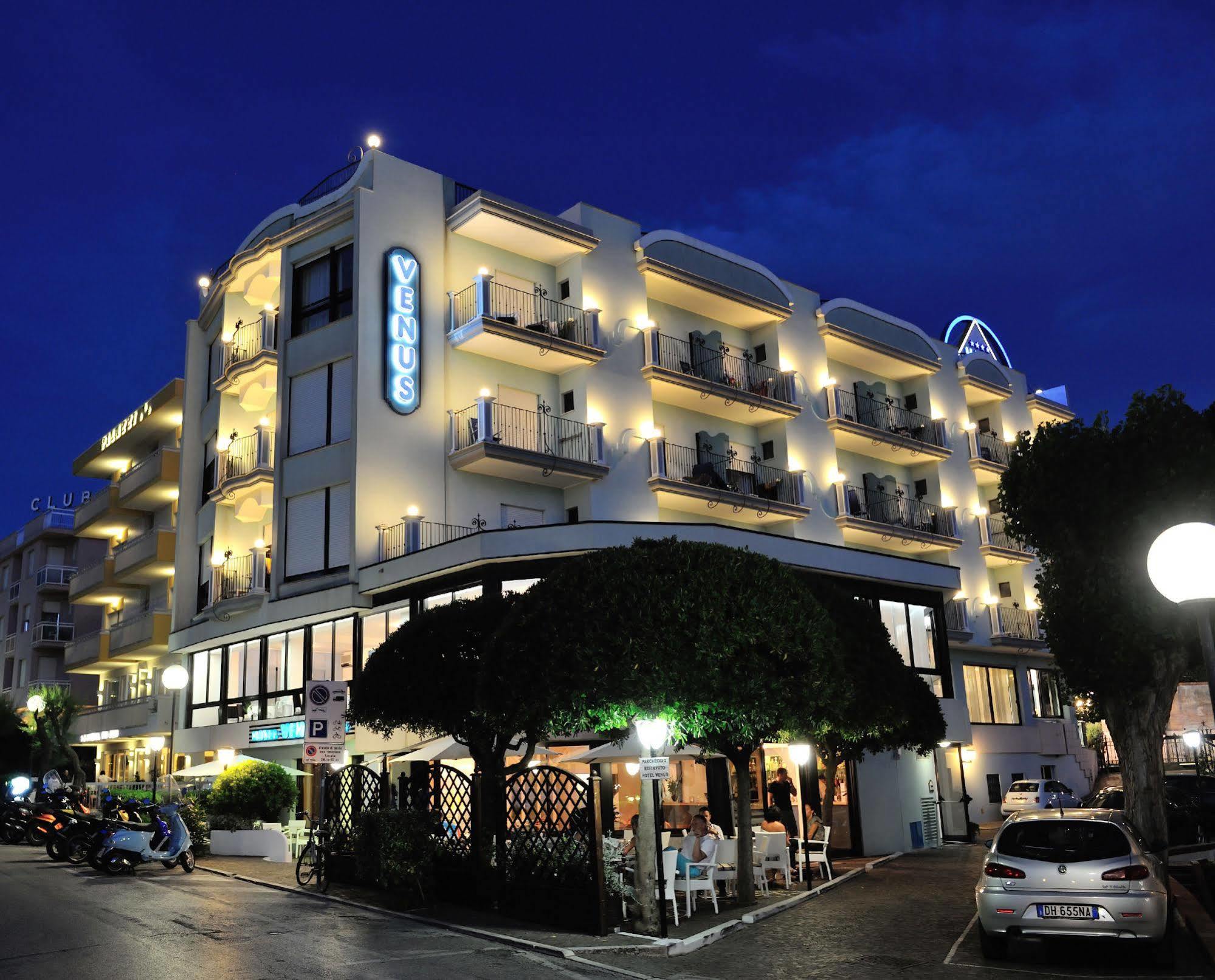 Hotel Venus กาบิชเชมาเร ภายนอก รูปภาพ